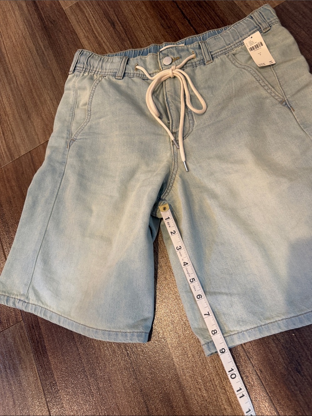 NWT Pilcro Adi Long Shorts - Picture 3 of 7